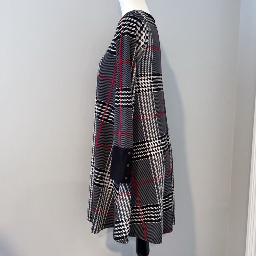 Chico's Plaid Tunic Dress Black Red Long Sleeve Stretch Knit Pockets Size Small - Picture 2 of 11